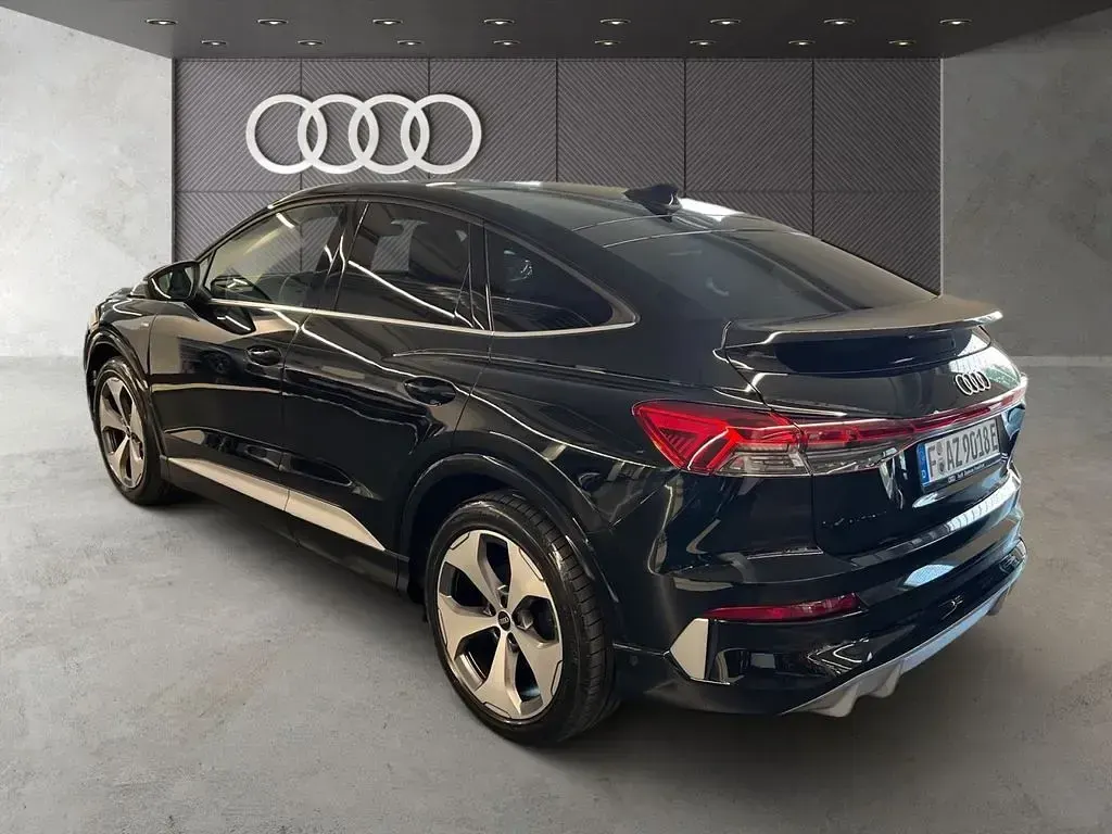 Gebraucht Audi Q4 Sportback e-tron S-Line 210 kW (286 PS) 2026 Schwarz SUV