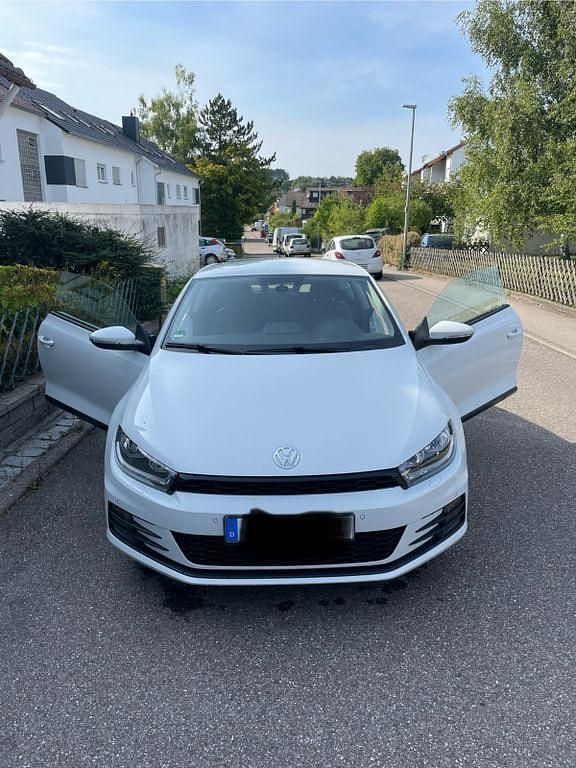 Weiß Gebraucht 2015 VW Scirocco Coupé | 7.300 € (Superpreis) - Bild 1/4