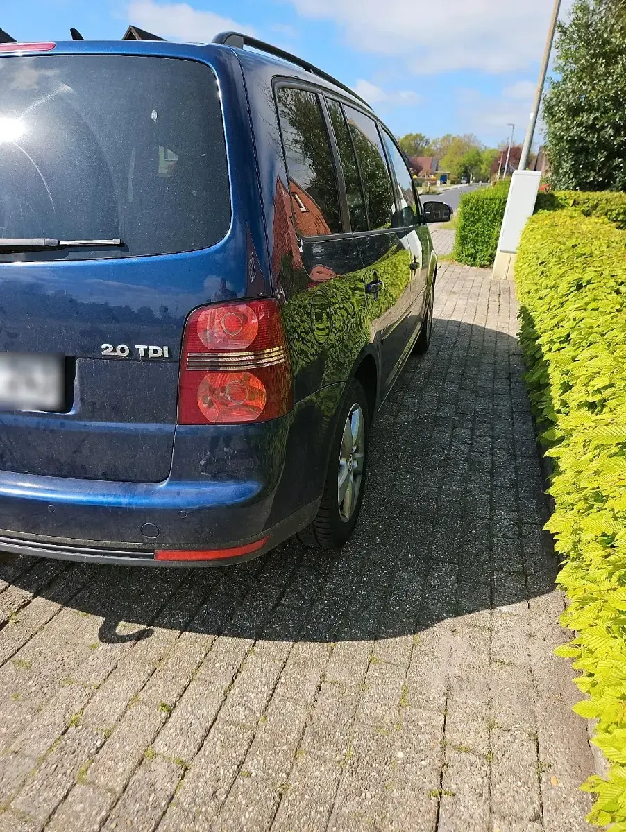 Gebraucht VW Touran Highline 140 PS (102 kW) 2010 Blau Van / Kleinbus
