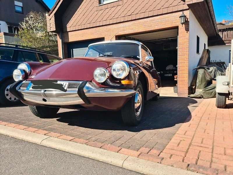 Rot Gebraucht 1966 Citroën DS Limousine | 26.500 € - Bild 1/4