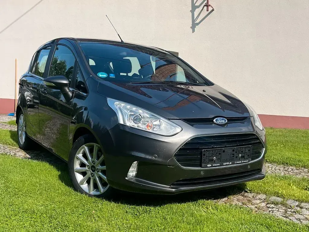 Gebraucht Ford B-MAX Titanium 101 PS (74 kW) 2018 Grau Van / Kleinbus