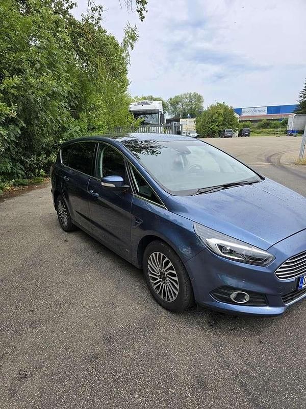 Gebraucht Ford S-MAX Titanium 190 PS (139 kW) 2019 Van / Kleinbus