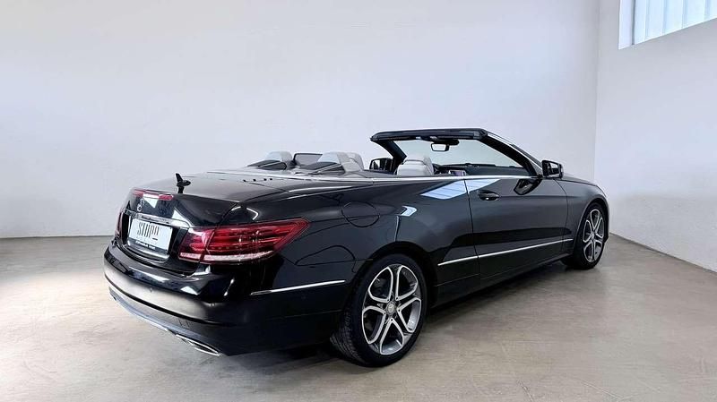 Gebraucht Mercedes E200 Sport 184 PS (135 kW) 2015 Schwarz Cabrio