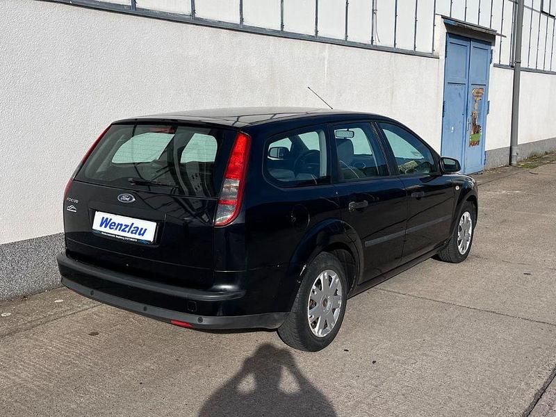 Gebraucht Ford Focus Titanium 116 PS (85 kW) 2005 Schwarz Limousine