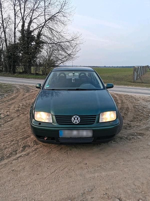 Gebraucht VW Bora 105 PS (77 kW) 2001 Grün Limousine