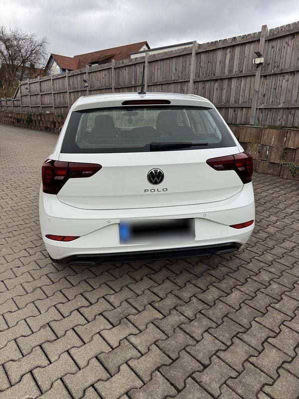 Gebraucht VW Polo Life 95 PS (69 kW) 2023 Weiß Kleinwagen