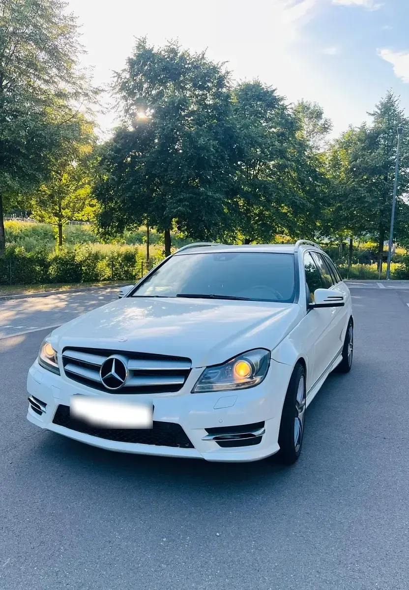 Gebraucht Mercedes C300 231 PS (169 kW) 2012 Weiß Kombi