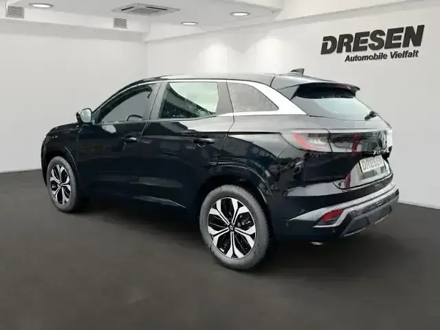 Usado Renault Austral Equilibre 140 CV (102 kW) 2024 Negro SUV