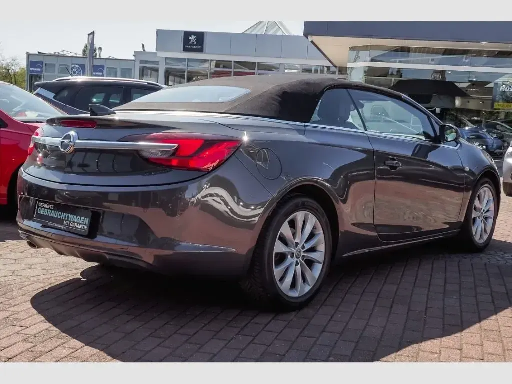 Gebraucht Opel Cascada Innovation 140 PS (102 kW) 2016 Grau Cabrio