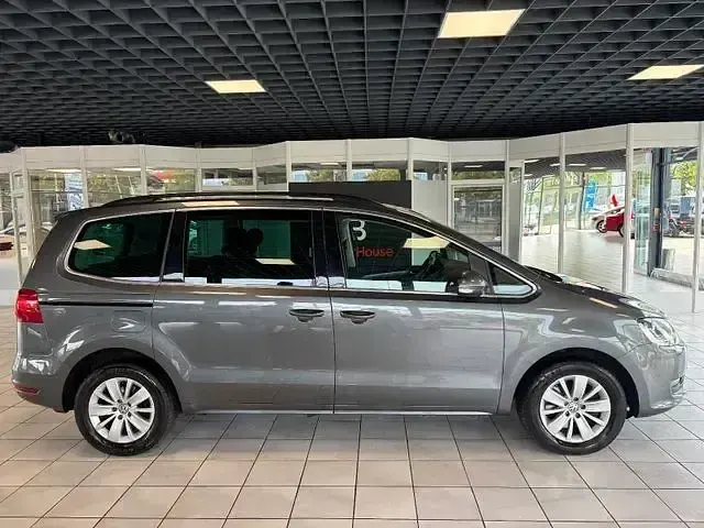Gebraucht VW Sharan Comfortline 170 PS (125 kW) 2011 Silber Van / Kleinbus