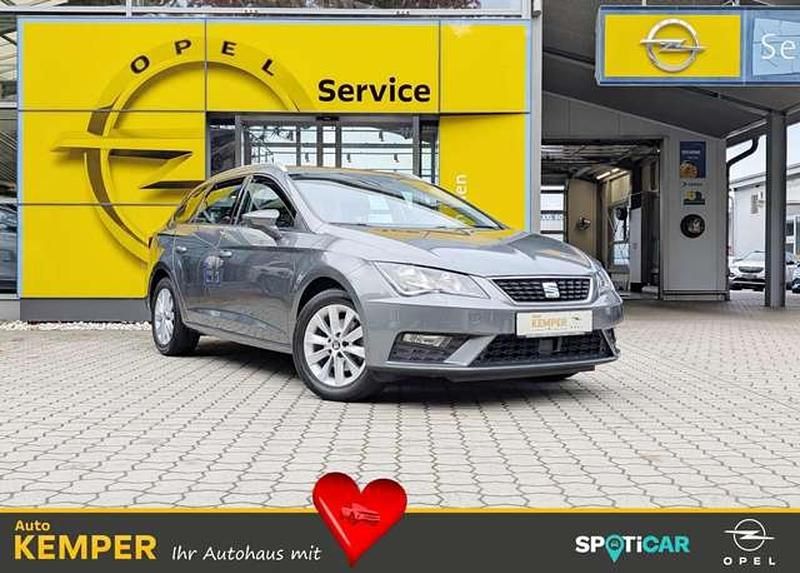 Grau Gebraucht 2018 Seat Leon ST Style Kombi | 14.890 € (Etwas zu teuer) - Bild 1/1