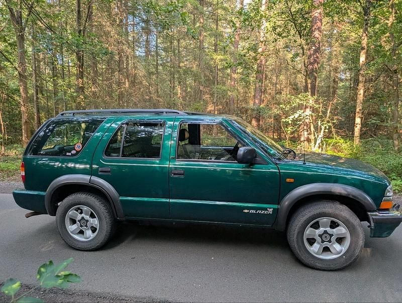 Second-hand Chevrolet Blazer 193 CP (141 kW) 1999 Verde SUV
