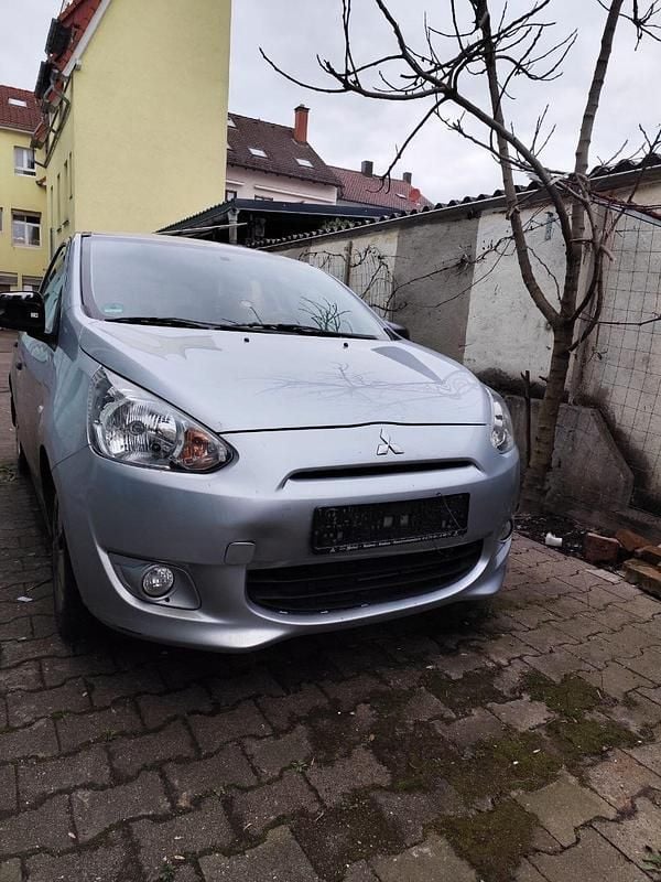 Gebraucht Mitsubishi Space Star 71 PS (52 kW) 2013 Grau Van / Kleinbus