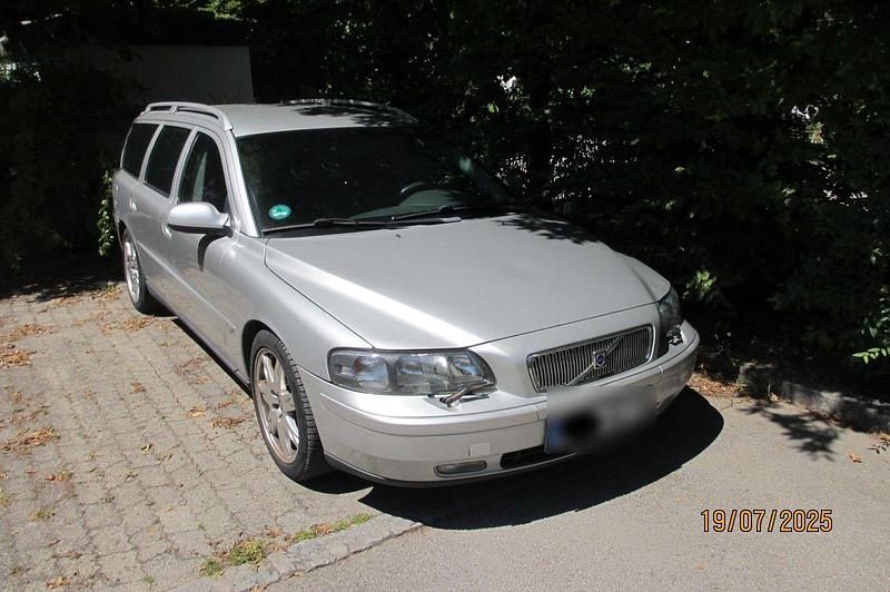 Gebraucht Volvo V70 170 PS (125 kW) 2020 Silber Kombi