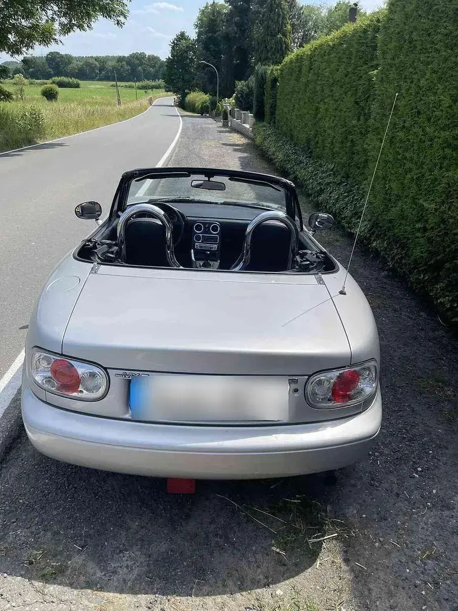 Gebraucht Mazda MX5 116 PS (85 kW) 1992 Silber Cabrio