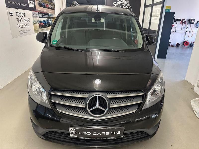 Gebraucht Mercedes Citan 112 114 PS (83 kW) 2015 Schwarz Kombi