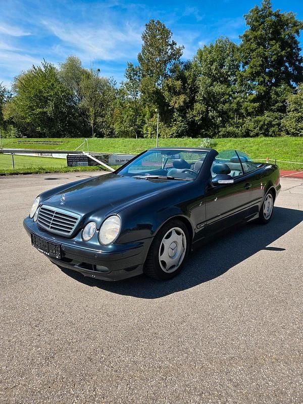 Schwarz Gebraucht 2000 Mercedes CLK230 Avantgarde Cabrio | 2.690 € (Superpreis) - Bild 1/4