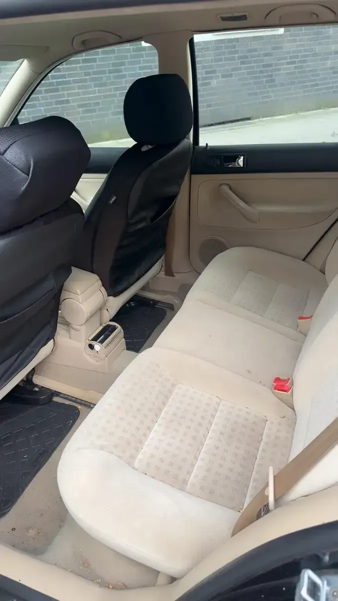 Gebraucht VW Golf IV 105 PS (77 kW) 2001 Schwarz Kleinwagen
