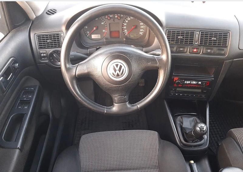 Gebraucht VW Golf IV 151 PS (111 kW) 2003 Silber Kleinwagen