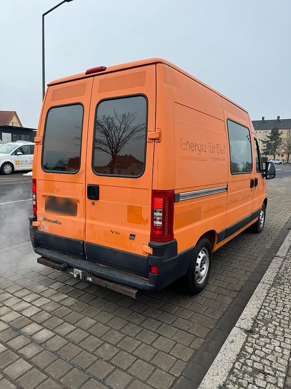 Gebraucht Fiat Ducato Basis 110 PS (80 kW) 2006 Orange Van