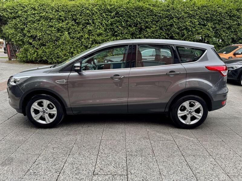 Grau Gebraucht 2013 Ford Kuga Trend SUV | 6.980 € (Guter Preis) - Bild 1/4