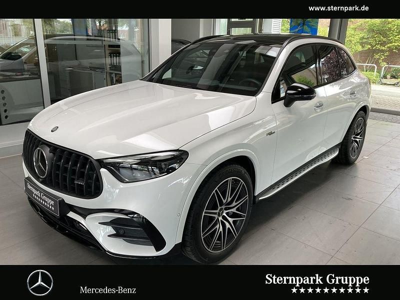 Weiß Gebraucht 2024 Mercedes GLC43 AMG AMG Line Premium Plus SUV | 79.990 € - Bild 1/4