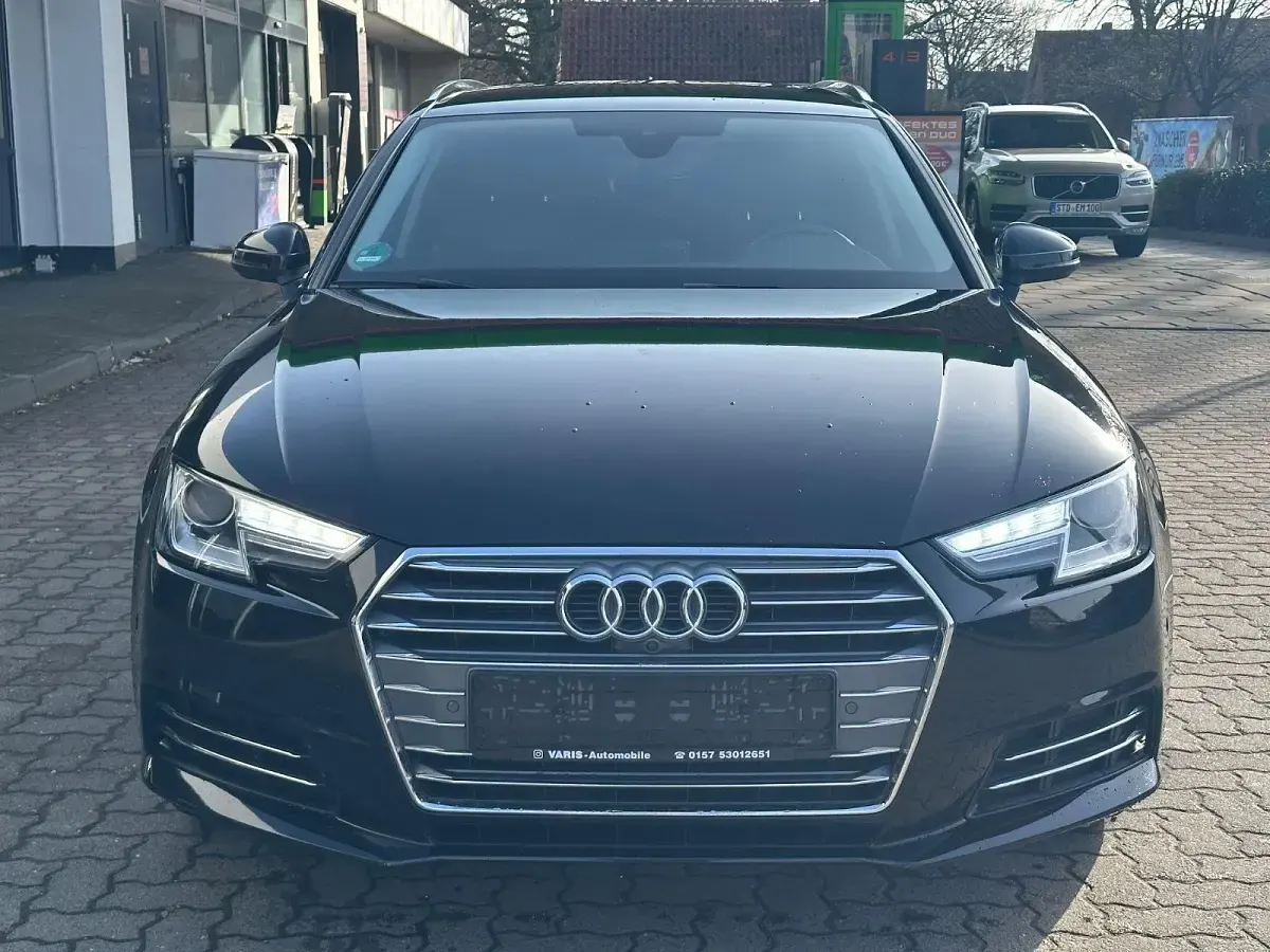 Używany Audi A4 Design 190 KM (139 kW) 2017 Czarny Kombi