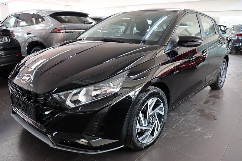 Schwarz Neu 2025 Hyundai i20 Limousine | 19.970 € (Superpreis) - Bild 1/4