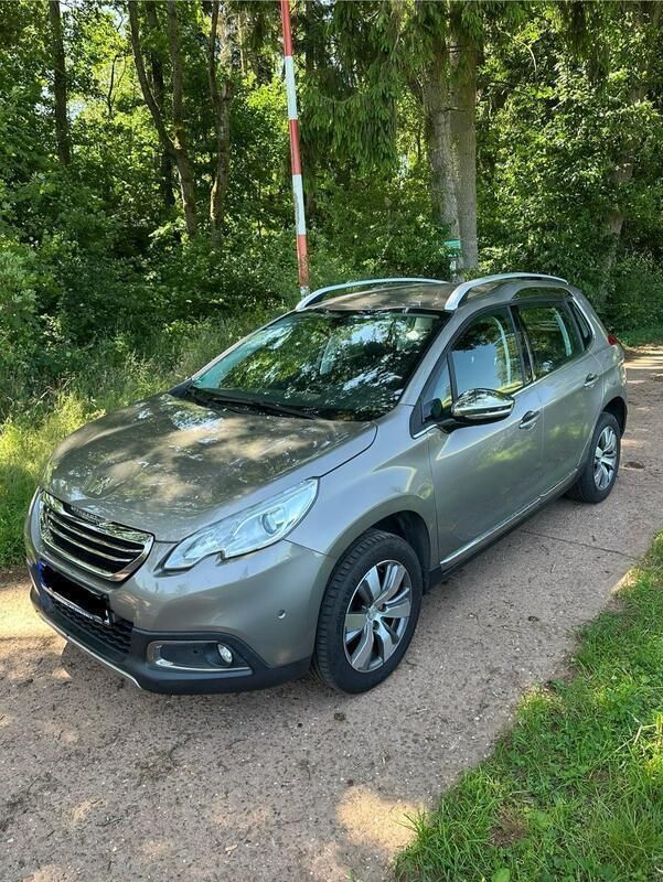 Grau Gebraucht 2014 Peugeot 2008 SUV | 5.000 € (Superpreis) - Bild 1/4