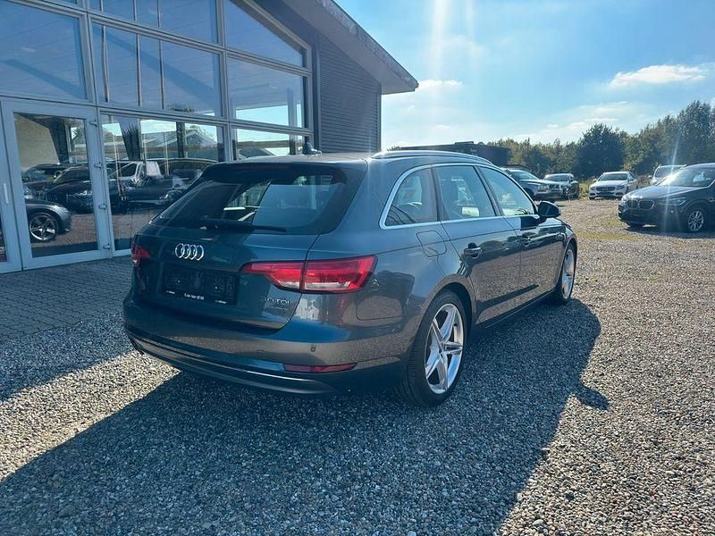 Gebraucht Audi A4 S-Line 272 PS (200 kW) 2016 Grau Kombi