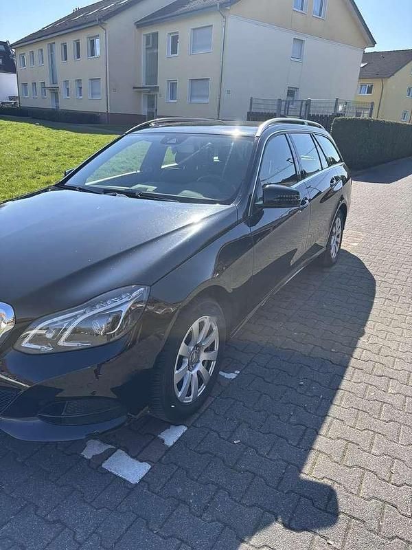 Gebraucht Mercedes E220 170 PS (125 kW) 2014 Kombi