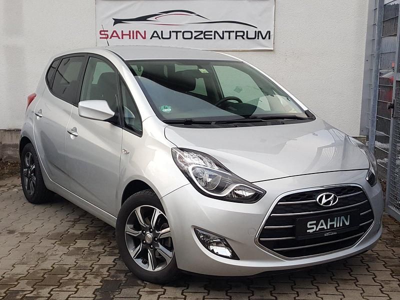 Gebraucht Hyundai ix20 YES! 125 PS (91 kW) 2017 Silber Kleinwagen
