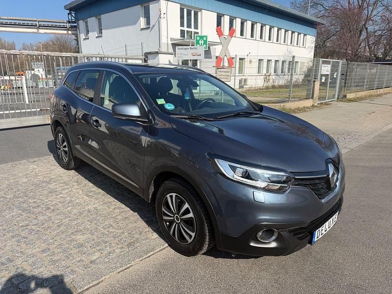 Usado Renault Kadjar 110 HP (80 kW) 2017 Cinzento SUV