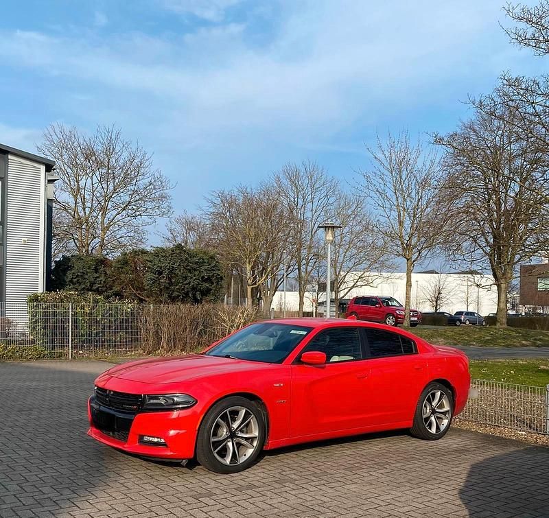Gebraucht Dodge Charger 375 PS (275 kW) 2015 Rot Limousine