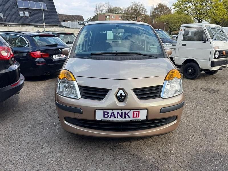 Second-hand Renault Modus 88 CP (64 kW) 2006 Maro Monovolum