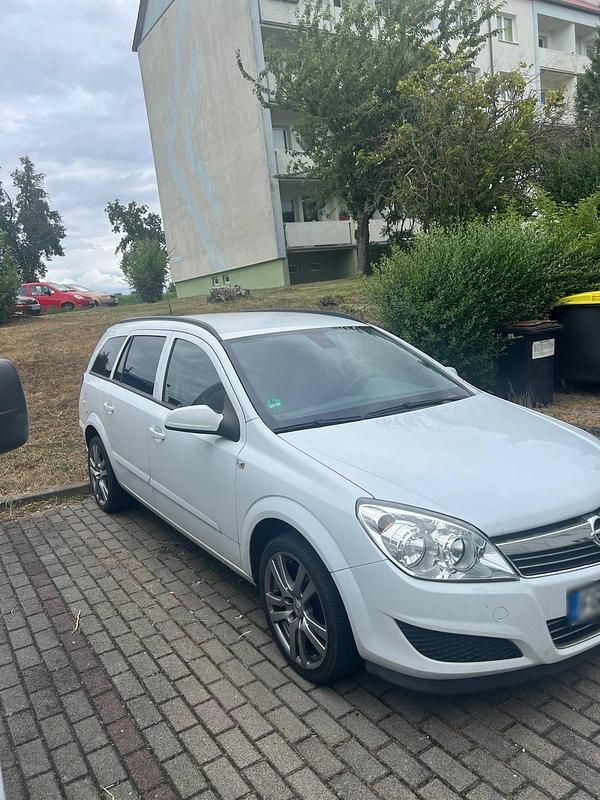 Second-hand Opel Astra 2008 Alb Break