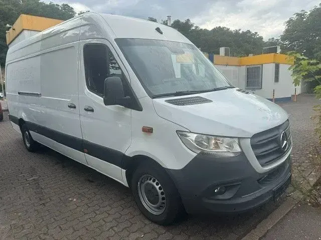 Gebraucht Mercedes Sprinter 163 PS (119 kW) 2020 Weiß Van