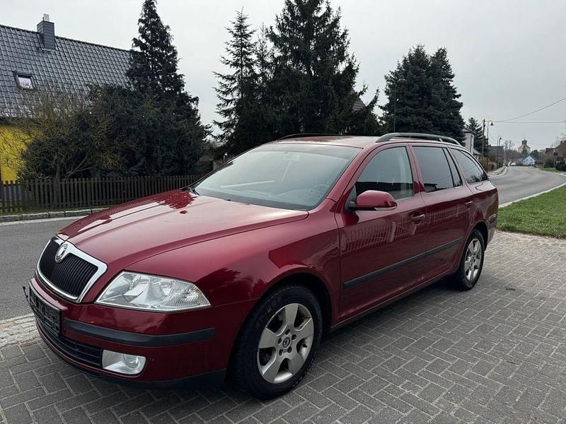Gebraucht Skoda Octavia Elegance 102 PS (75 kW) 2008 Kombi