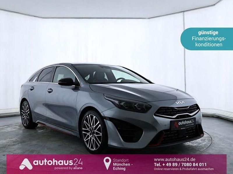 Silber Gebraucht 2024 Kia ProCeed Kleinwagen | 27.440 € (Guter Preis) - Bild 1/4