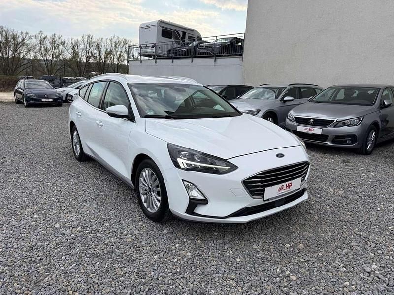 Gebraucht Ford Focus Titanium 150 PS (110 kW) 2020 Frozen white Kombi