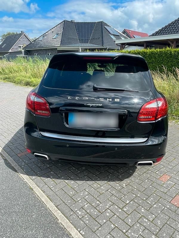 Gebraucht Porsche Cayenne 268 PS (197 kW) 2011 Schwarz SUV