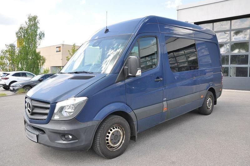 Blau Gebraucht 2016 Mercedes Sprinter Van | 9.990 € (Guter Preis) - Bild 1/4
