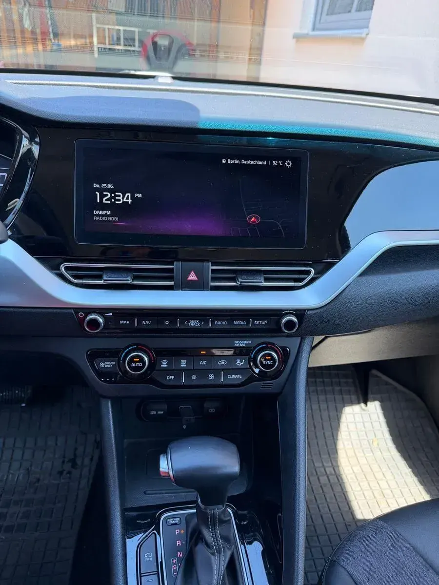 Gebraucht Kia Niro Vision 141 PS (103 kW) 2021 Grau SUV
