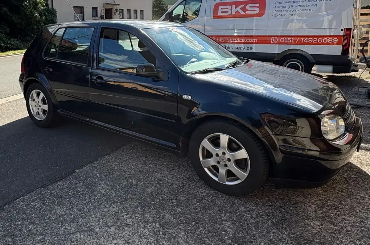 Gebraucht VW Golf IV 101 PS (74 kW) 2003 Schwarz Limousine