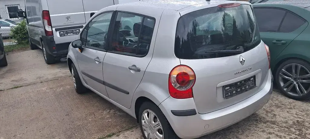 Brugt Renault Modus Initiale 111 HK (81 kW) 2006 Sølv MPV