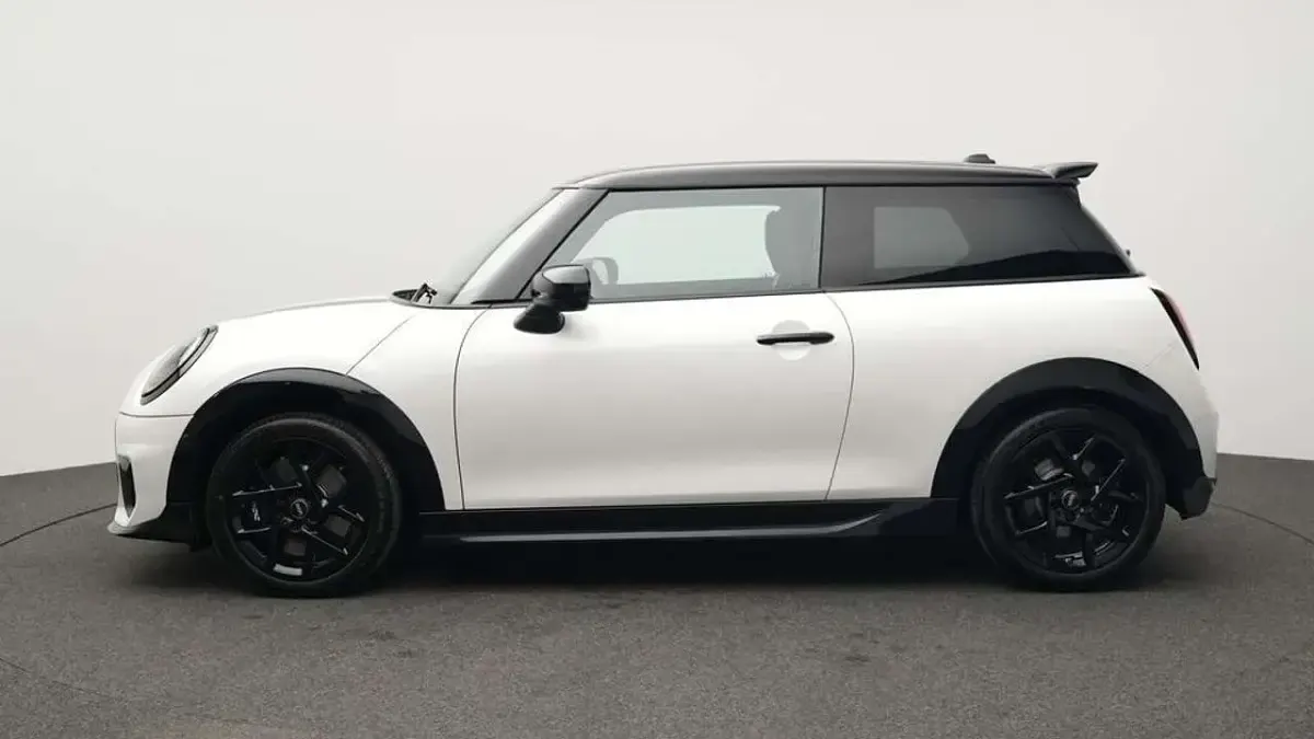 Gebraucht Mini John Cooper Works 156 PS (114 kW) 2025 Weiß Kleinwagen