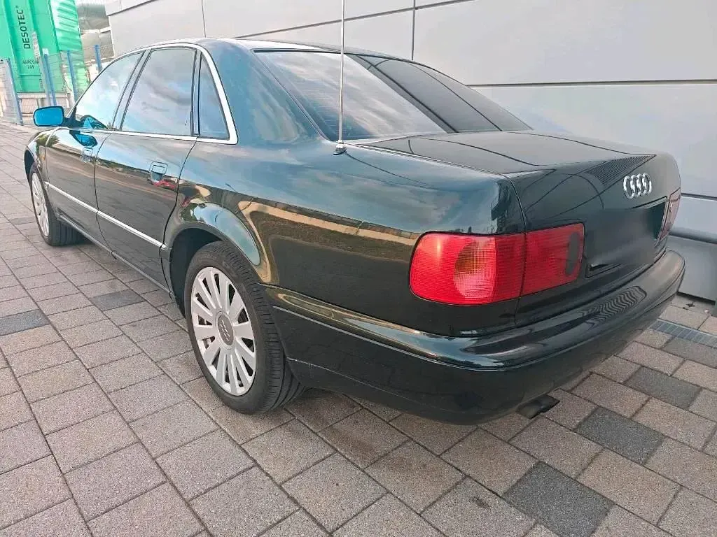 Gebraucht Audi A8 193 PS (141 kW) 1996 Grün Limousine