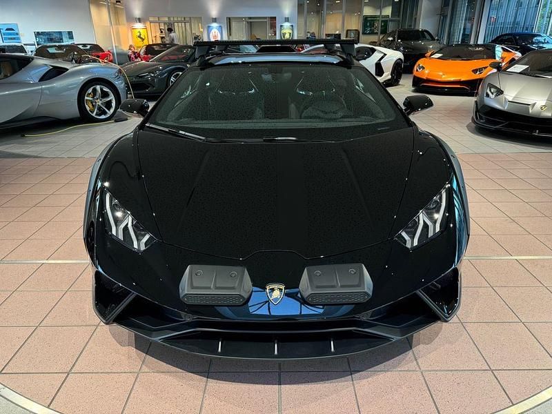 Gebraucht Lamborghini Huracán 610 PS (448 kW) 2024 Schwarz Coupé