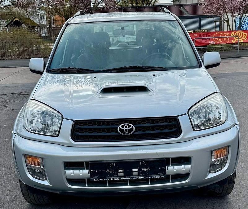 Gebraucht Toyota RAV4 116 PS (85 kW) 2003 Silber SUV
