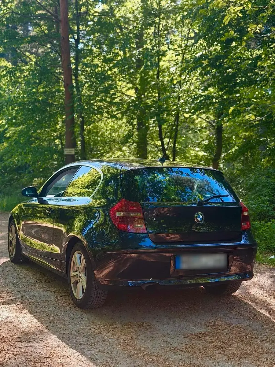 Gebraucht BMW 118 143 PS (105 kW) 2008 Schwarz Kleinwagen